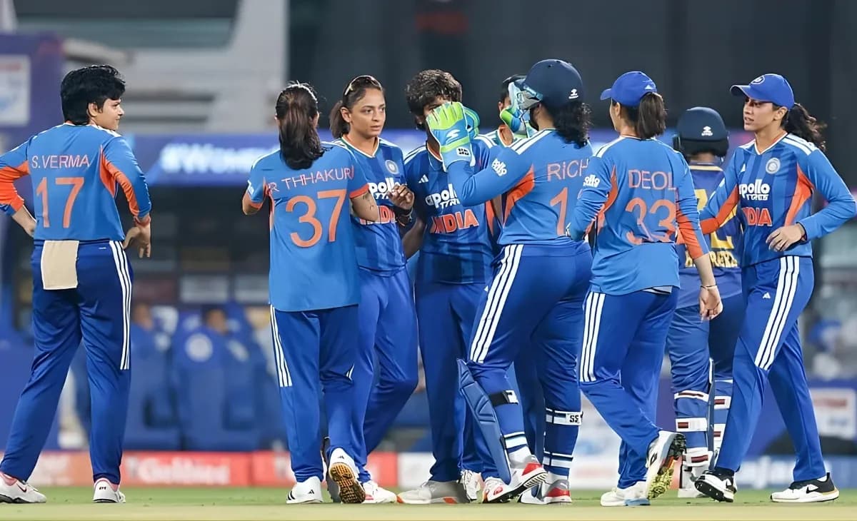 India Women Defeat Sri Lanka to Seal Fourth-Match Victory