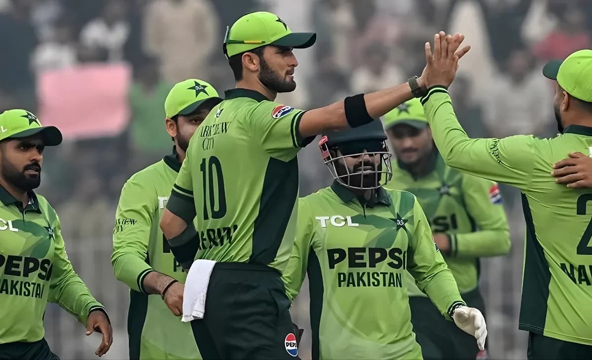 Pakistan Clinch Thrilling First ODI Win Over South Africa by Two Wickets
