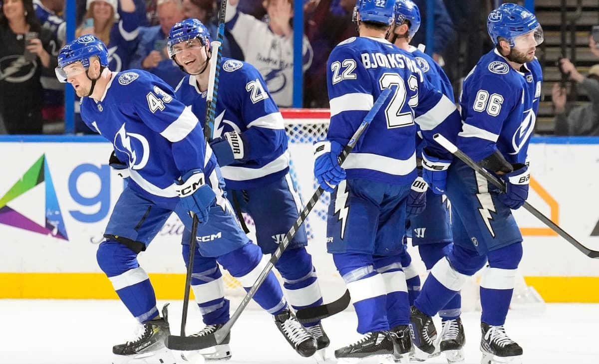 Tampa Bay Lightning Beat St. Louis Blues 4–1