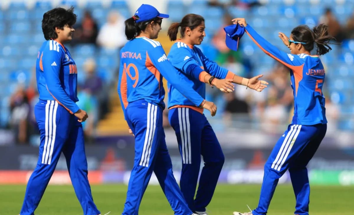 India Women Dominate Netherlands with 95-Run Victory in T20 World Cup