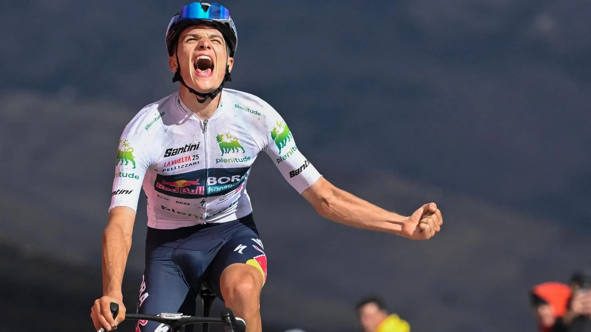 Pellizzari Claims Victory in Vuelta Stage 17, Pidcock Finishes Second