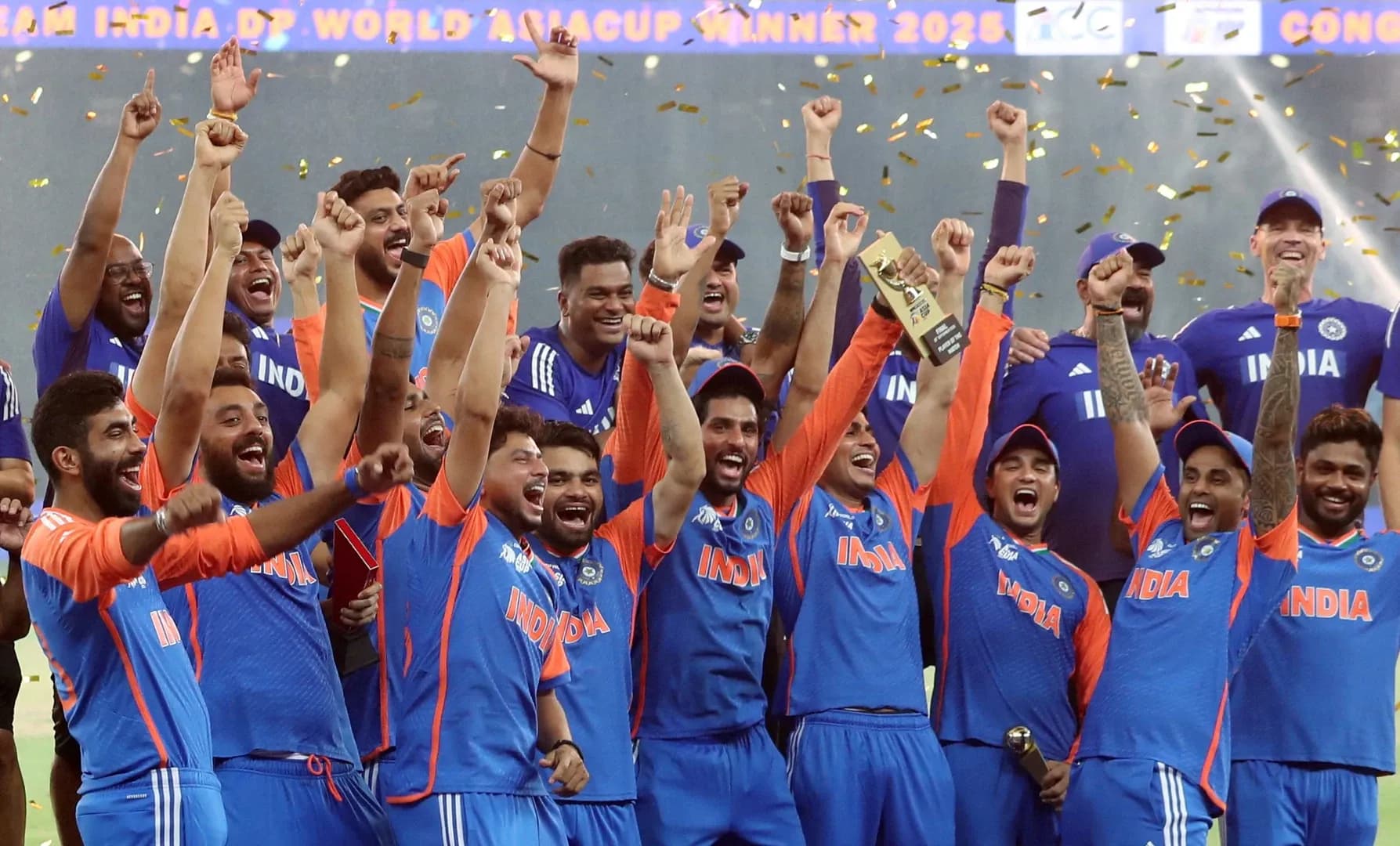 India Retain Asia Cup Against Pakistan, Celebrate Without the Trophy