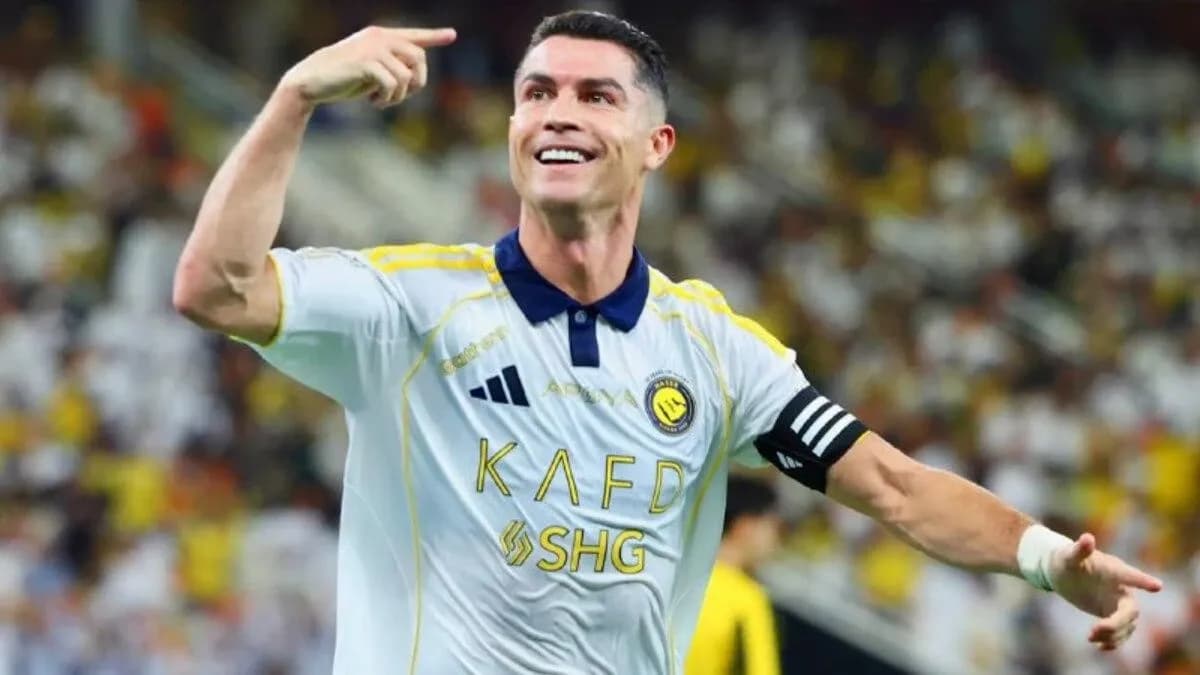 Cristiano Ronaldo becomes football’s first billionaire