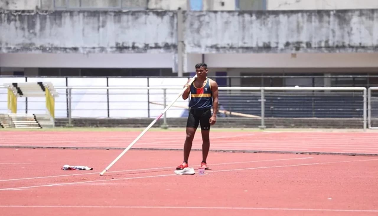 Sri Lanka Record Smashed in Pole Vault by Army Corporal