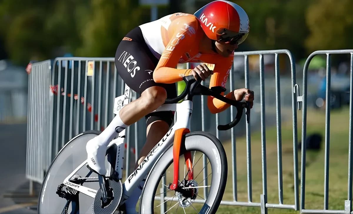 GB’s Watson Takes Prologue Victory in Tour Down Under