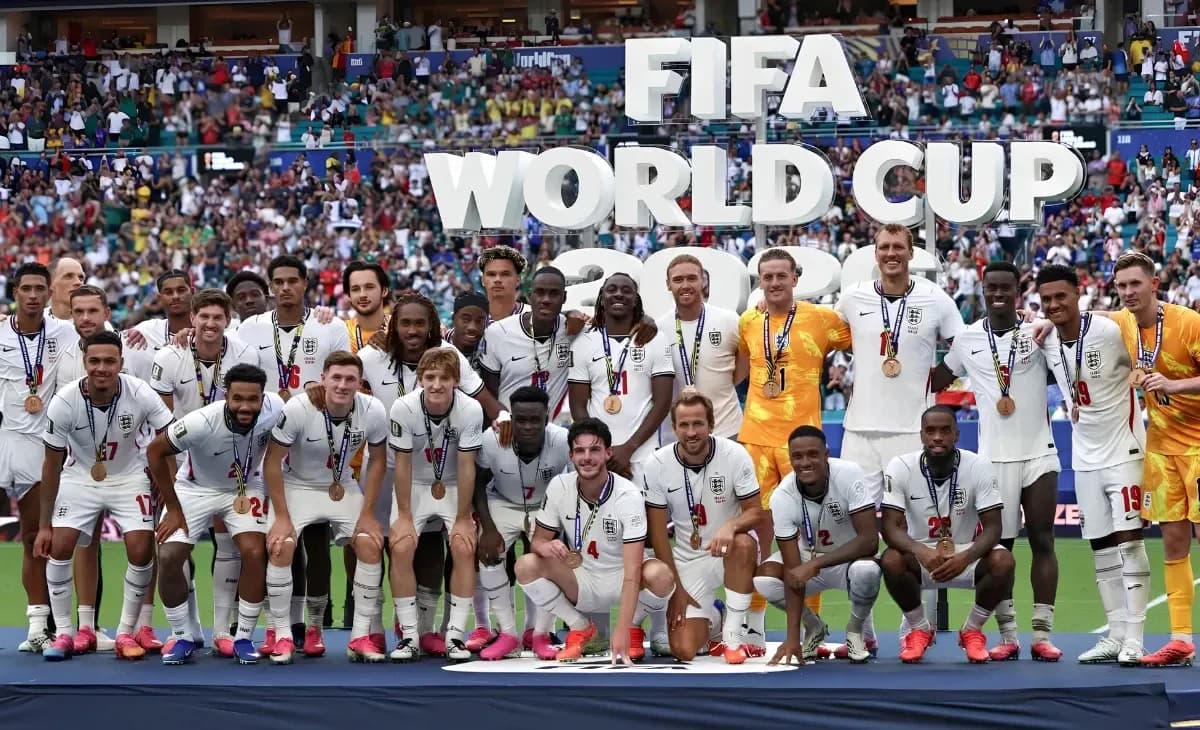 England Beat France in Spectacular 6-4 Thriller for Third Place