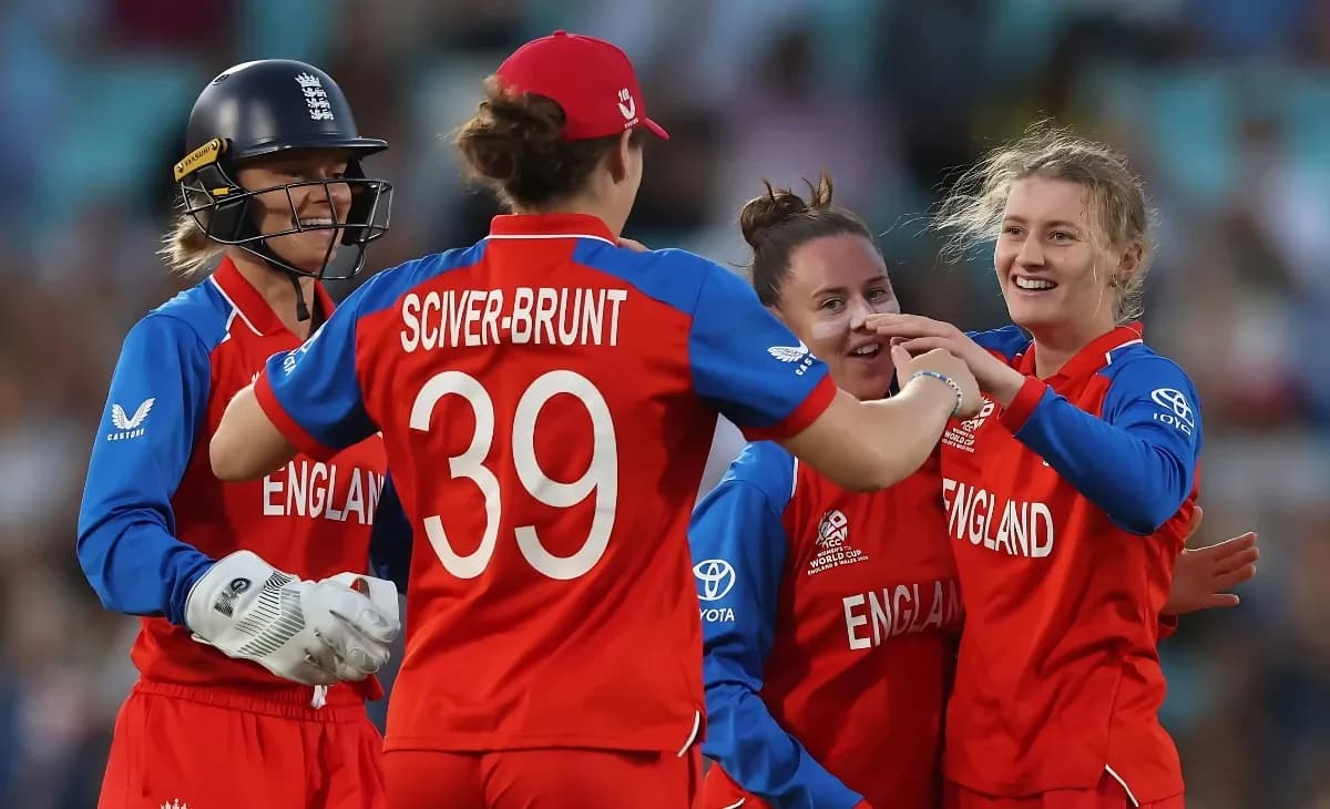 England Defeat South Africa to Book Women's T20 World Cup Final Spot