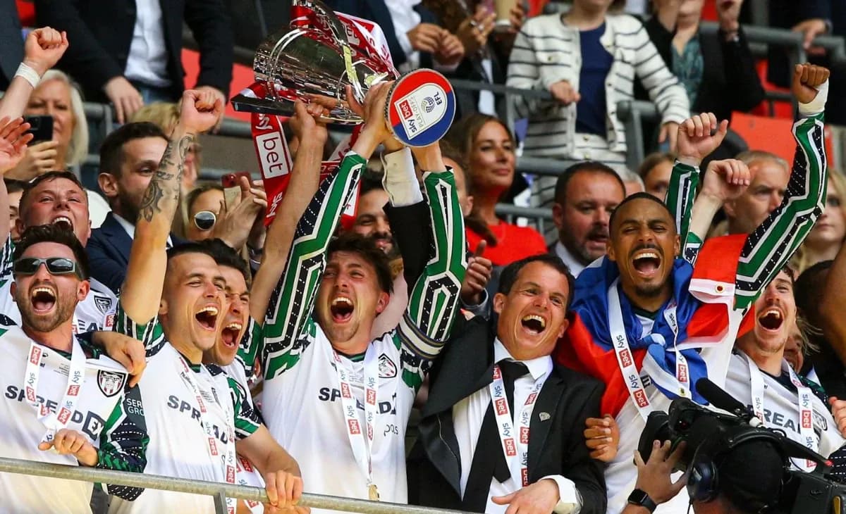Clubs Approve Six-Team Playoff Format for Championship