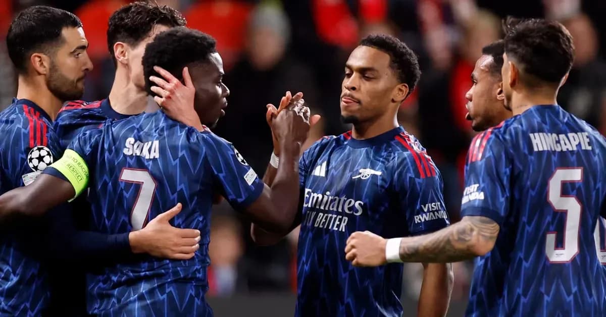 Arsenal Extend Unbeaten Streak with Dominant 3-0 Win Over Slavia