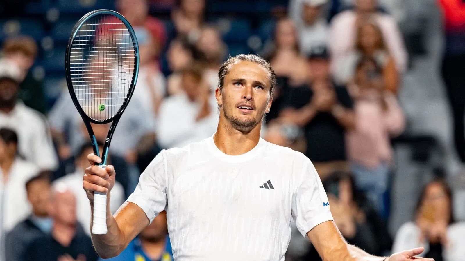 Zverev Celebrates 500th Career Victory with Toronto R4 Berth